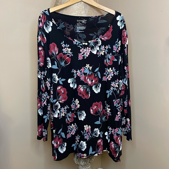 Terra & Sky Tops - Terra & Sky Women's Flower Long Sleeves Floral Print Plus 3X